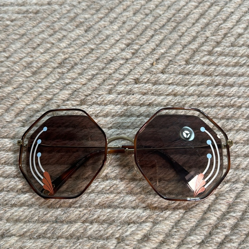 Chloe sunglasses with art deco print perfect condition